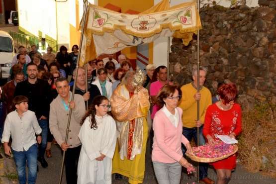 Procesiones del Corpus Christi en Lomo Magullo (Foto 1-34) y San José de Las Longueras (Foto 35-43) (Foto Francisco Javier Santana)